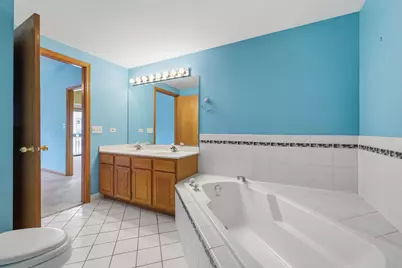 7420 W Lawrence Avenue #409, Harwood Heights, IL 60706 - Photo 16
