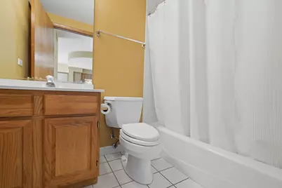 7420 W Lawrence Avenue #409, Harwood Heights, IL 60706 - Photo 12