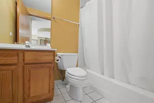 7420 W Lawrence Ave, Harwood Heights, IL 60706 - Photo 12