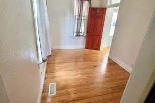 208 Shimp St, Milmine, IL 61855 - Photo 10
