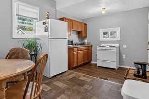 903 Low St, Bloomington, IL 61701 - Photo 30