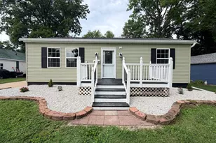 529 7th Ave, Ottawa, IL 61350 - Photo 1