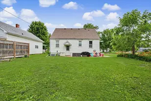 308 W Spruce St, Paxton, IL 60957 - Photo 26