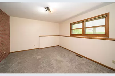 3516 Kings Lair Drive, Spring Grove, IL 60081 - Photo 22