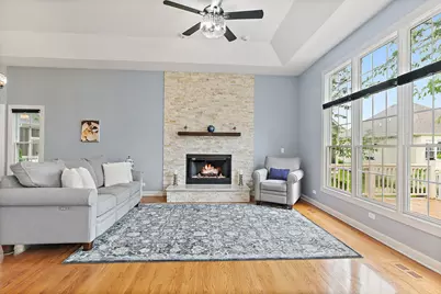3950 Coyote Lakes Circle, Lake in the Hills, IL 60156 - Photo 6