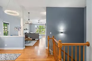 3950 Coyote Lakes Cir, Lake in the Hills, IL 60156 - Photo 20