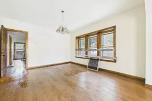 8607 S King Dr, Chicago, IL 60619 - Photo 6