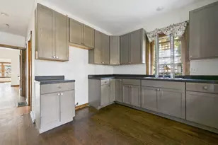 8607 S King Dr, Chicago, IL 60619 - Photo 14