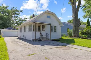 123 N Calhoun St, Aurora, IL 60505 - Photo 1
