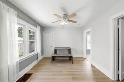123 N Calhoun Street, Aurora, IL 60505 - Photo 6