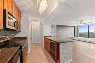 5455 N Sheridan Rd, Chicago, IL 60640 - Photo 14