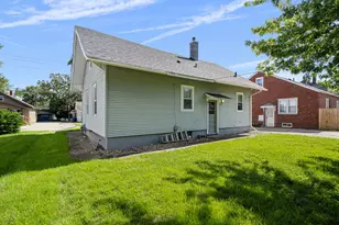 520 Pine St, Kewanee, IL 61443 - Photo 2