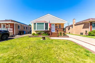 10318 S Avers Ave, Chicago, IL 60655 - Photo 1