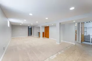 10318 S Avers Ave, Chicago, IL 60655 - Photo 16