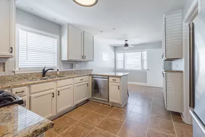 10318 S Avers Avenue, Chicago, IL 60655 - Photo 8