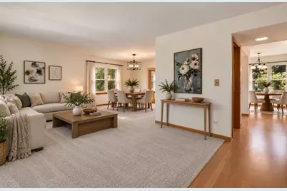 449 S Pershing Avenue, Mundelein, IL 60060 - Photo 2