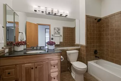 449 S Pershing Avenue, Mundelein, IL 60060 - Photo 24