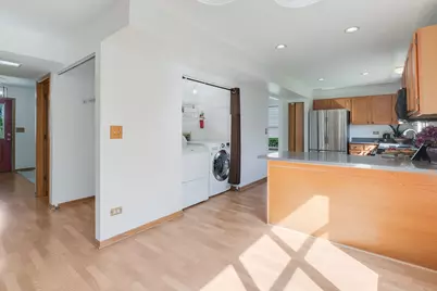 449 S Pershing Avenue, Mundelein, IL 60060 - Photo 12