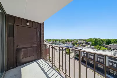 11 W Green Street #608, Bensenville, IL 60106 - Photo 16