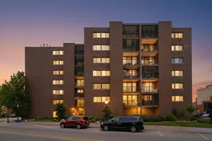 11 W Green St, Bensenville, IL 60106 - Photo 20