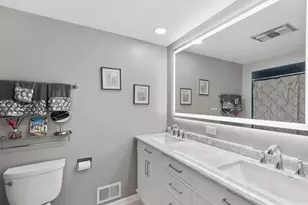 3934 Joanne Dr, Glenview, IL 60026 - Photo 24