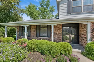3934 Joanne Dr, Glenview, IL 60026 - Photo 4