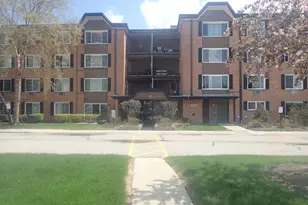 1127 S Old Wilke Rd, Arlington Heights, IL 60005 - Photo 1