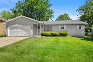 617 Hauert St, Peotone, IL 60468 - Photo 4