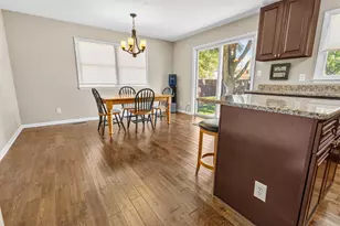 617 Hauert St, Peotone, IL 60468 - Photo 8