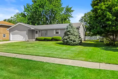 617 Hauert Street, Peotone, IL 60468 - Photo 2