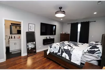 2922 N New England Avenue, Chicago, IL 60634 - Photo 18