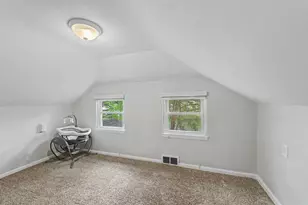1511 N Dryden Ave, Arlington Heights, IL 60004 - Photo 20
