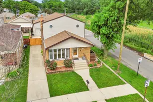 5100 S Rutherford Ave, Chicago, IL 60638 - Photo 4