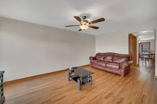 5100 S Rutherford Ave, Chicago, IL 60638 - Photo 6