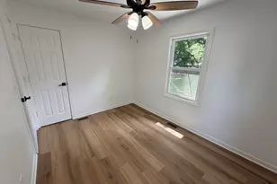 410 E Abe St, Plano, IL 60545 - Photo 16