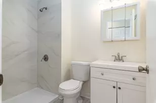 2100 Western Ave, Waukegan, IL 60087 - Photo 10