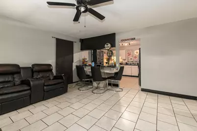 2100 Western Avenue, Waukegan, IL 60087 - Photo 16