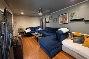 727 E 87th Pl, Chicago, IL 60619 - Photo 4