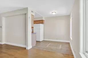 1407 Quaker Ln, Prospect Heights, IL 60070 - Photo 4
