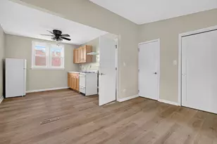 5107 W Berenice Ave, Chicago, IL 60641 - Photo 36