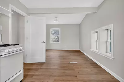5107 W Berenice Avenue, Chicago, IL 60641 - Photo 34