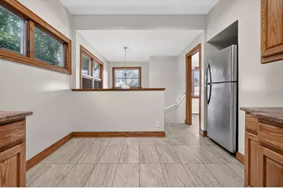 5107 W Berenice Avenue, Chicago, IL 60641 - Photo 16