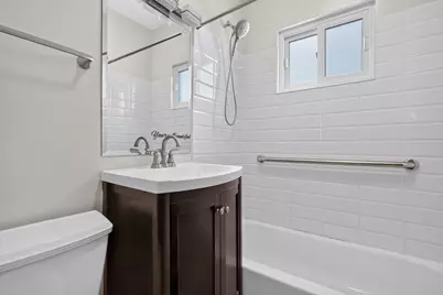 5107 W Berenice Avenue, Chicago, IL 60641 - Photo 12