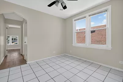 5107 W Berenice Avenue, Chicago, IL 60641 - Photo 30