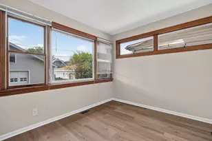 5107 W Berenice Ave, Chicago, IL 60641 - Photo 18
