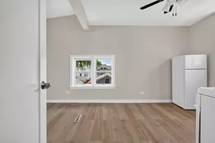5107 W Berenice Ave, Chicago, IL 60641 - Photo 34