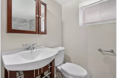 5107 W Berenice Avenue, Chicago, IL 60641 - Photo 26