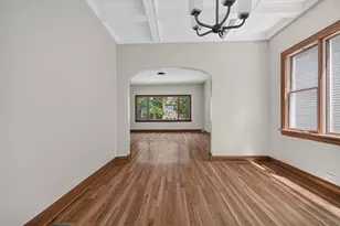 5107 W Berenice Ave, Chicago, IL 60641 - Photo 8
