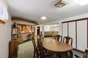 244 S Circle Dr, Addison, IL 60101 - Photo 14