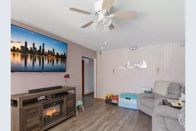 244 S Circle Drive, Addison, IL 60101 - Photo 2